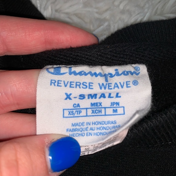 black champion crewneck - Picture 3 of 4